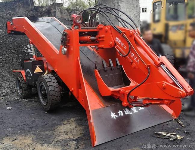 供應輪式扒渣機,輪式80扒渣機,扒渣機供應商,巷道出渣用扒渣機_玉溪